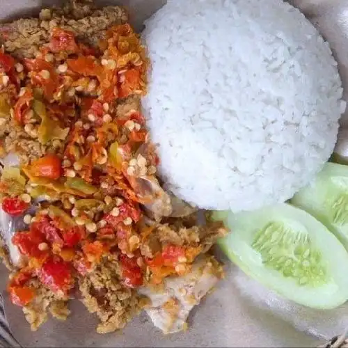 Gambar Makanan Ayam Geprek (Aini), Denpasar 11