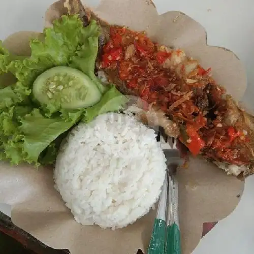 Gambar Makanan Pecel Lele & Ayam Sambal Janda Muda, Pengasinan 9