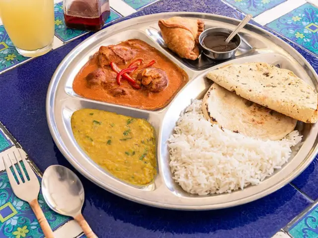 Om Indian Kitchen Food Photo 2