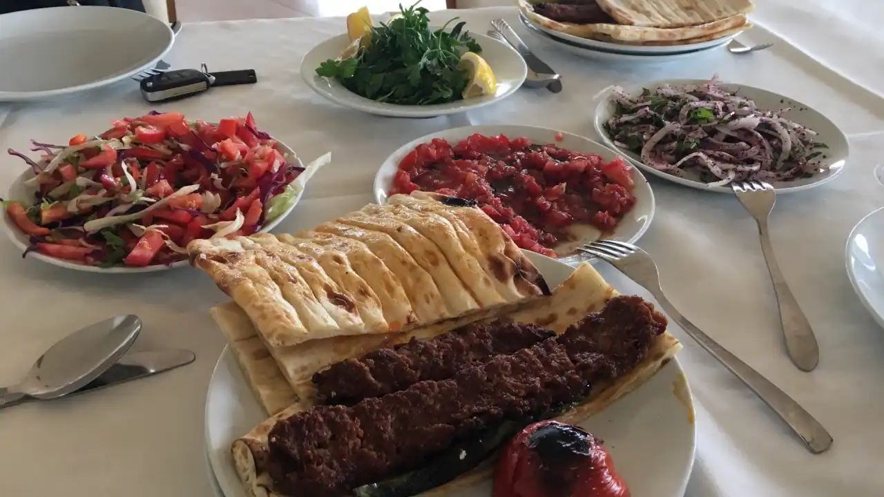 adana kebap mart cafe