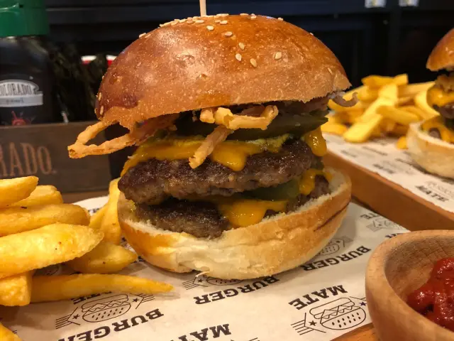 Burger Mate'nin yemek ve ambiyans fotoğrafları 16
