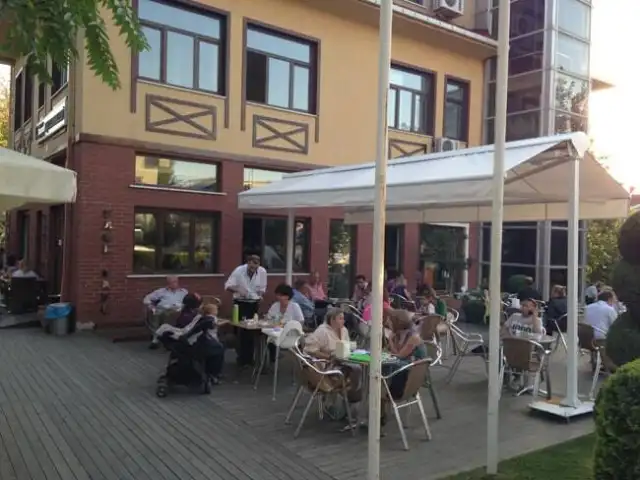 Khalkedon Park Cafe'nin yemek ve ambiyans fotoğrafları 5