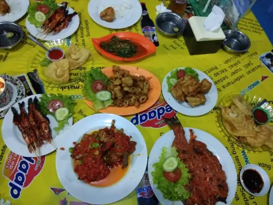 Gambar Makanan Ikan Bakar Djoni / Kun 2