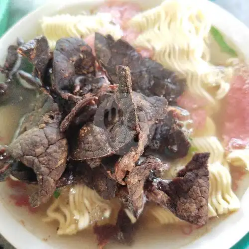 Gambar Makanan Warung Soto Buk Yus (Asli Rang Bukik), Sukajadi 11