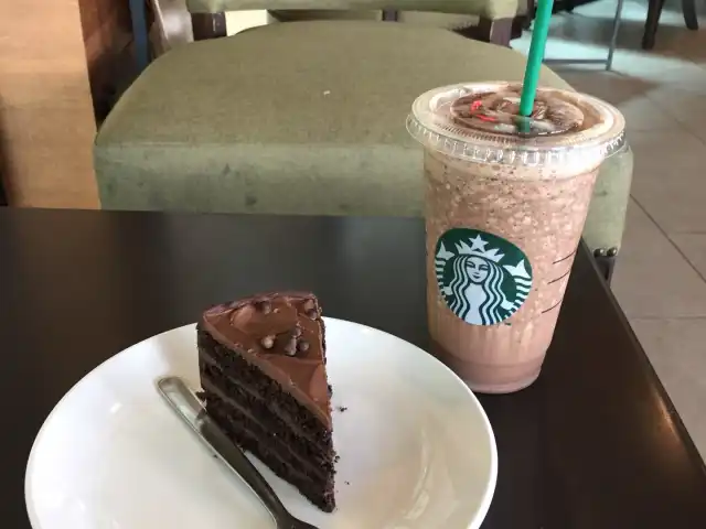 Gambar Makanan Starbucks 6