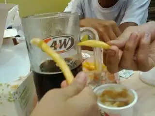 A&W