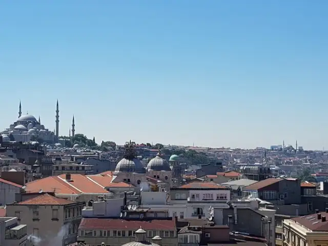 Roof Mezze 360'nin yemek ve ambiyans fotoğrafları 41