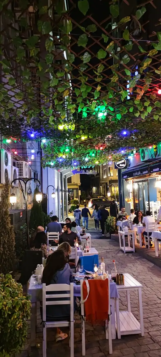 Sokak Karakoy'nin yemek ve ambiyans fotoğrafları 2