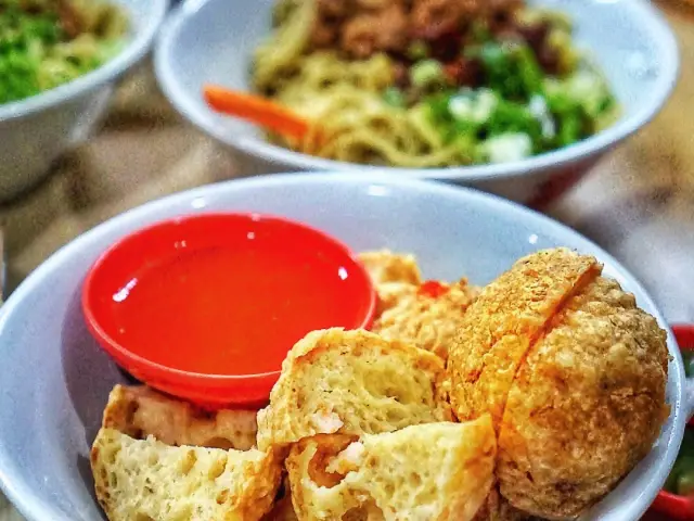 Gambar Makanan Bakmie Aloi 17