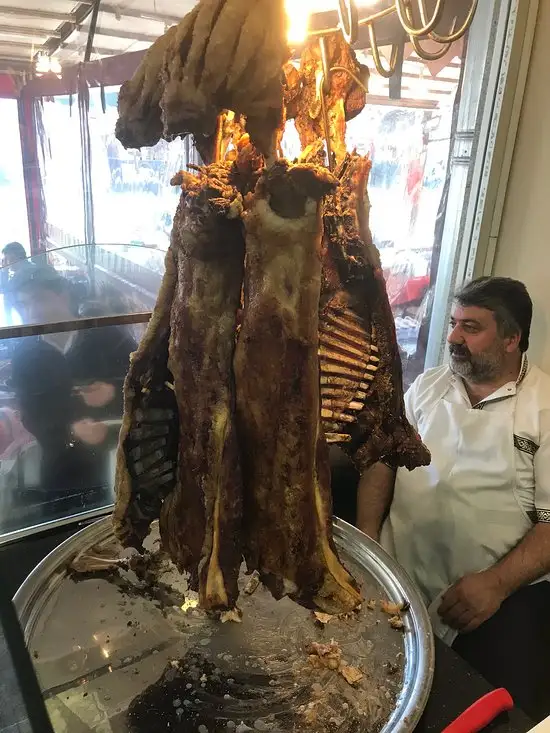 Sark Sofrasi Bitlis Büryan Salonu'nin yemek ve ambiyans fotoğrafları 8