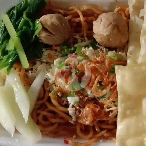 Gambar Makanan Pangsit Cwie Mie Level Gobyos, Mie Godok & Ayam Gepuk Sambal Bajak Khas Jatim 5