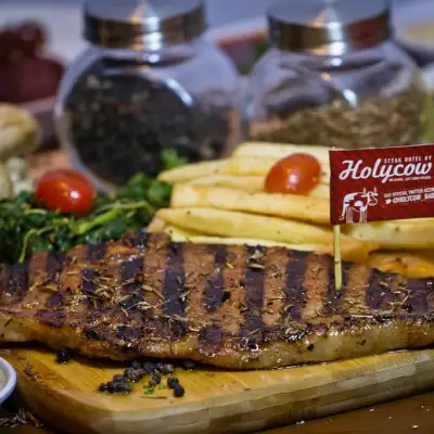 Steak Hotel by Holycow! TKP Radio Dalam