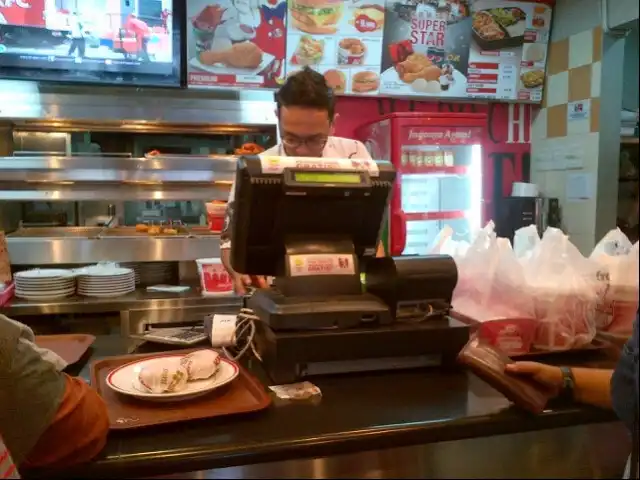 KFC simpang-cilegon