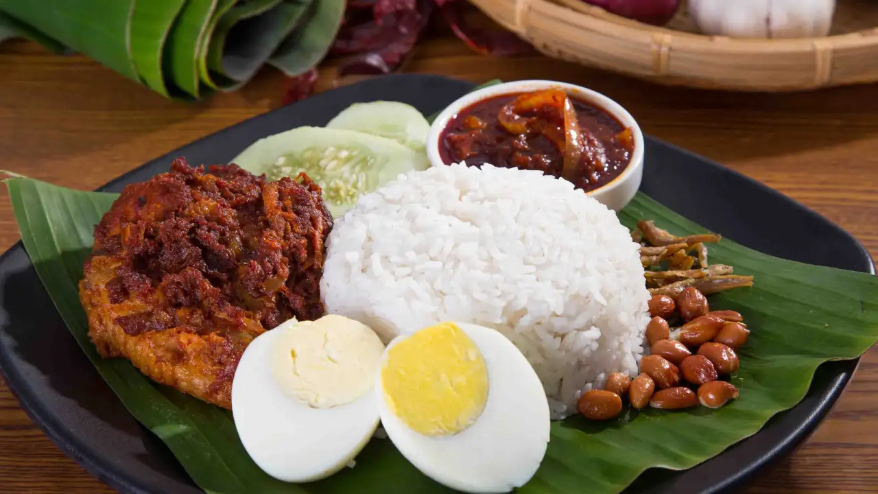 Kedai Makan Bumbung Biru