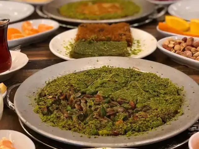 Ehdişam Künefe'nin yemek ve ambiyans fotoğrafları 17