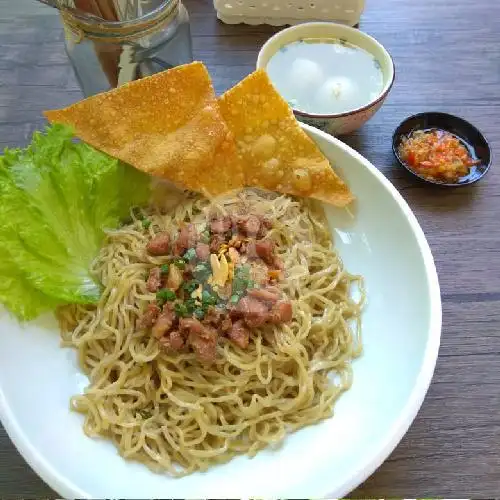 Gambar Makanan Bakmi Hippo, Taman Griya 17