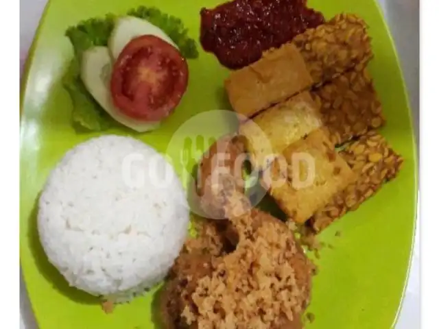 Gambar Makanan Goldena Bakery, Padang 12