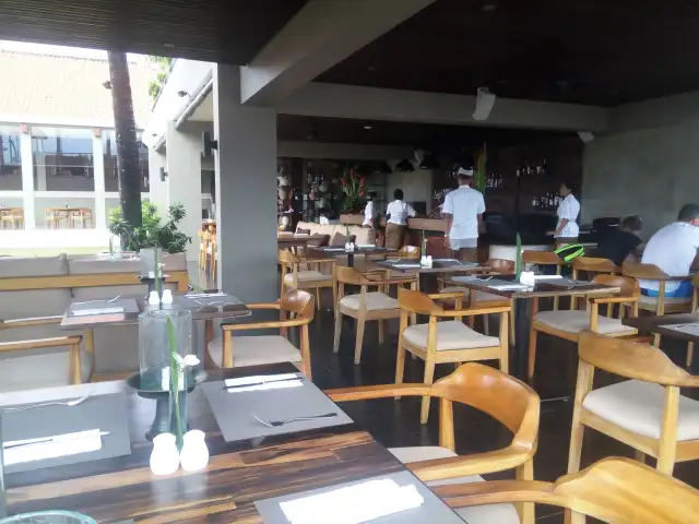 Gambar Makanan Hitana Restaurant - Bali Niksoma Boutique Beach Resort 11