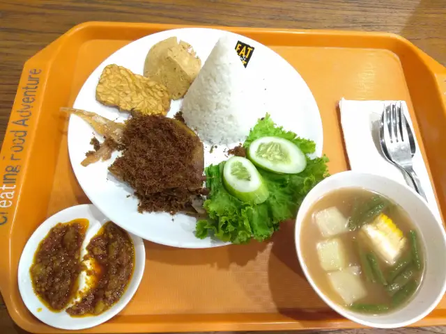Gambar Makanan Bebek Penyet Surabaya 1