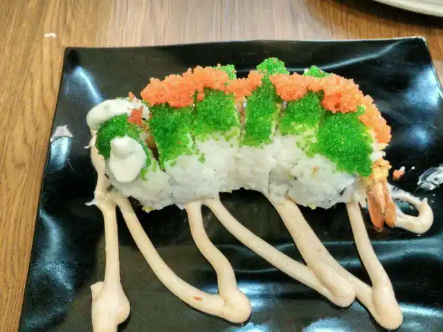 Gambar Makanan Sushi Box 12