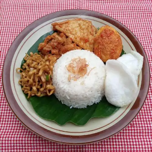 Gambar Makanan Nasi Kuning Nasi Rames Teras Nia, Kediri Kota 11