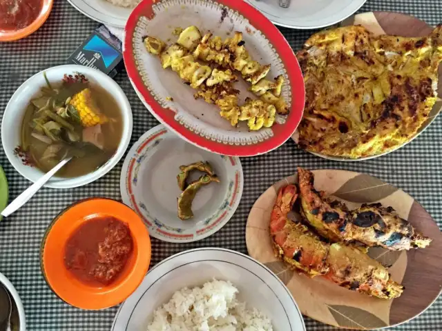 Gambar Makanan Warung Ikan Bakar Pelangi 2