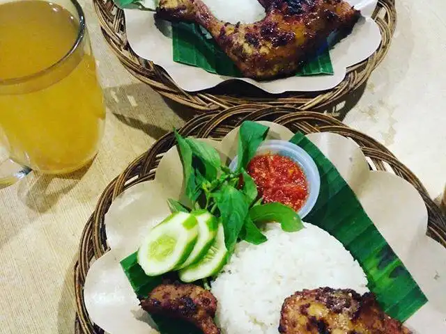 Gambar Makanan Ayam Bakar Mas Toro 9