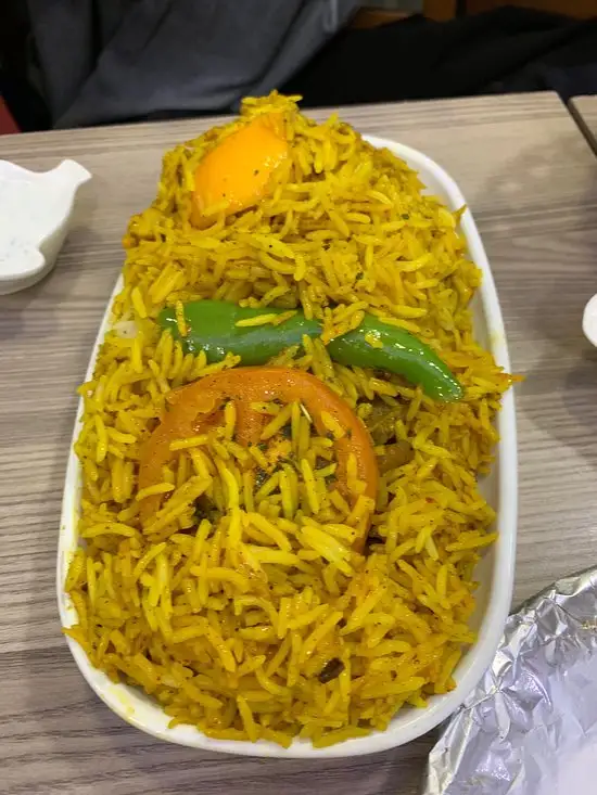 H.K Pakistani Restaurant'nin yemek ve ambiyans fotoğrafları 5