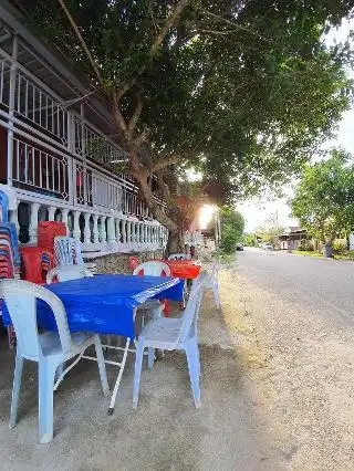 Warung Pokok Besar Vetri