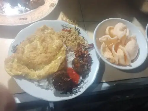 Nasi Uduk Penabur, Depan BPK PENABUR