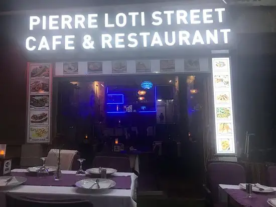 Pierre Loti Street Cafe & Restaurant'nin yemek ve ambiyans fotoğrafları 67