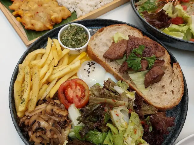 Gambar Makanan Boja Eatery Bandung 40