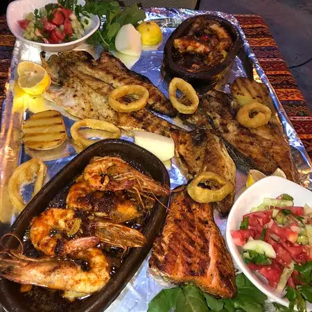 Rainbow Fish & Meat Restaurant'nin yemek ve ambiyans fotoğrafları 70