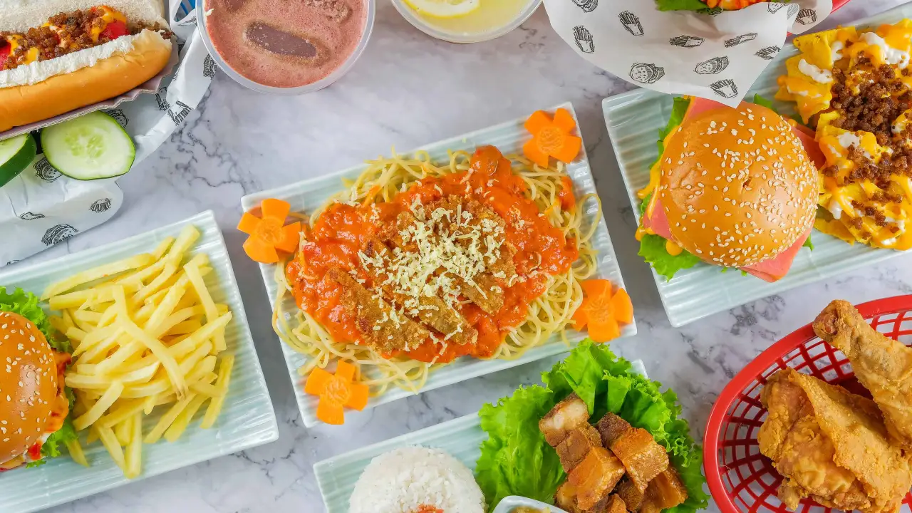 Hungry Bar Food Hub - Romulo Boulevard