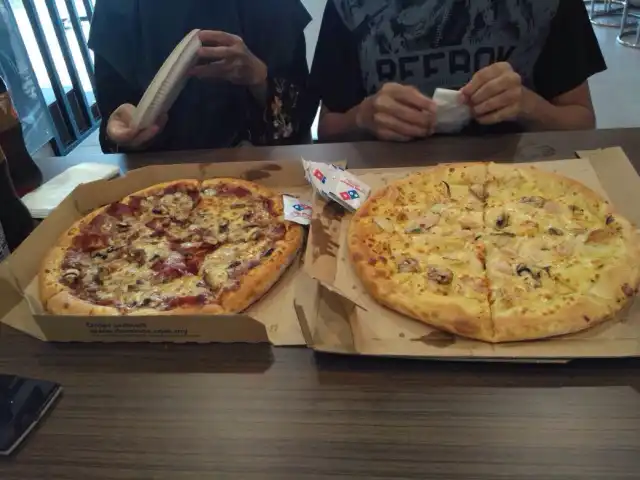 Domino's Pizza Food Photo 4