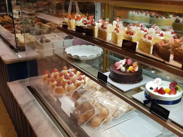 Gambar Makanan ParisBaguette 11