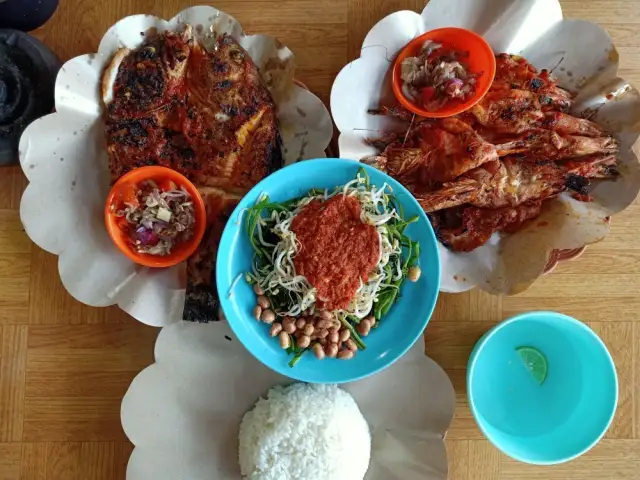 Gambar Makanan Ikan Bakar Jimbaran 2