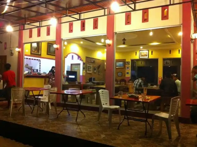 Gambar Makanan Rumah bako cafe & studio 11