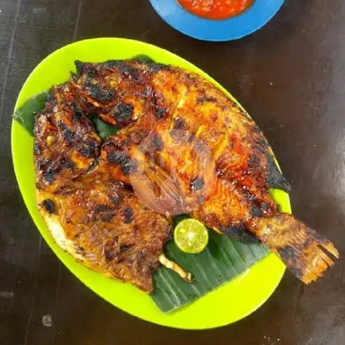 Gambar Makanan Ikan Bakar Dwi Resto, Markoni 13