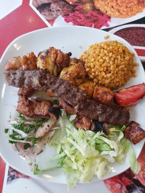 Ikram Doner Kebap'nin yemek ve ambiyans fotoğrafları 5