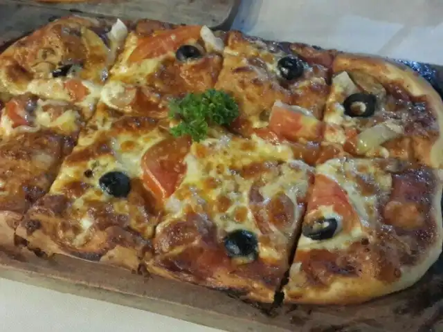 Le Ezmod  Pizzeria & Pasta