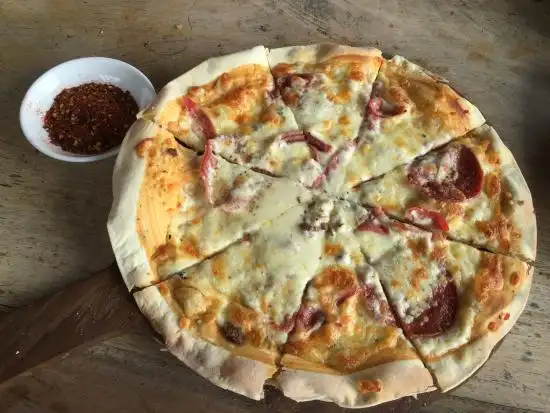 Gambar Makanan Api unggun bar and pizza 12