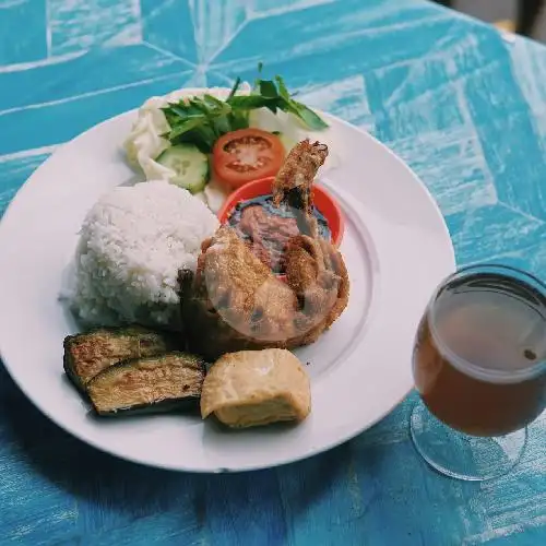 Gambar Makanan Es Kelapa Muda Al-Mar, Canggu 7