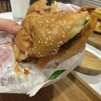 Hamburgerci Mükerrem