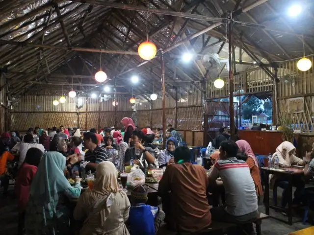 Gambar Makanan Bebek Sambal Pecut Bengkulu 13