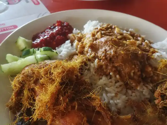 Nasi Ayam Dara Batu Muda Food Photo 2