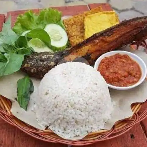 Gambar Makanan Warung Pecel Lele Dan Ayam Cak Fik Lamongan Jawa Timur, Pasar Minggu 6