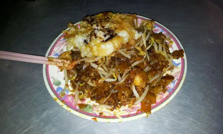 KKM Duck Egg Char Kuey Teow Food Photo 10