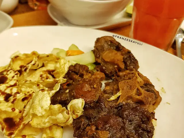 Gambar Makanan SopBuntutBogorCafe 3