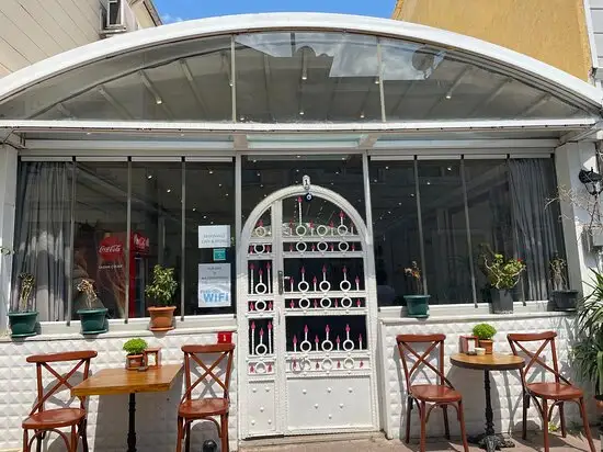 Cafe Begonville'nin yemek ve ambiyans fotoğrafları 46